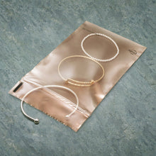 Load image into Gallery viewer, Anti-Tarnish Corrosion Intercept® 4"x6" Translucent Zip-Lock Bag