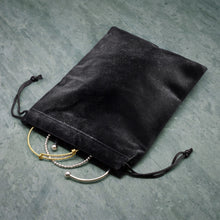 Load image into Gallery viewer, Anti Tarnish - Corrosion Intercept® Velveteen Pouches